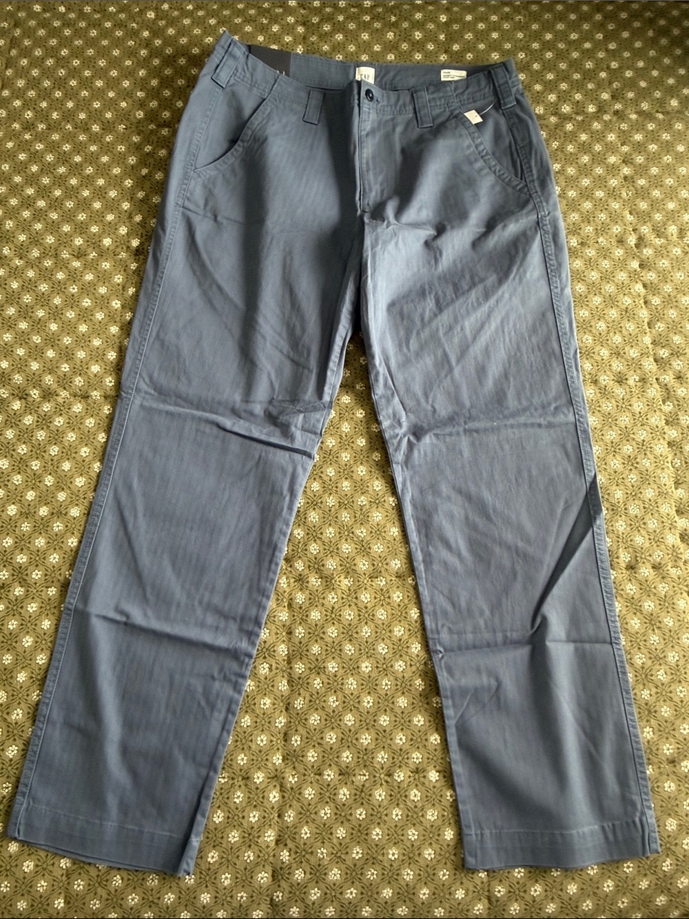 GAP Men's Straight Herringbone Utility Pant in Slate Blue
